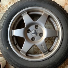 引渡し予定)ほぼ新品BMW ミニスタッドレス&アルミ175/65R15