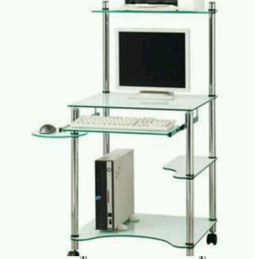 ガラス PC ラック