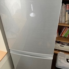【お話中】SHARP 両開き冷蔵庫 137L 2016年製