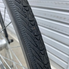 ☆前タイヤ良品後ろタイヤ新古☆ 700型　クロスバイク　防犯登録料込‼︎ 