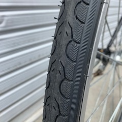 ☆前タイヤ良品後ろタイヤ新古☆ 700型　クロスバイク　防犯登録料込‼︎ 