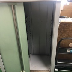 イナバ 物置き シンプリー