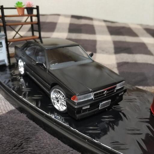 アオシマ　Y31グロリア　完成品