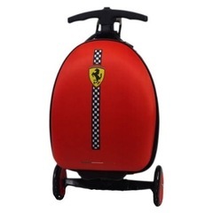 フェラーリ スーツケース キックボード