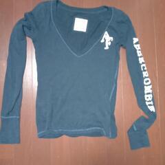 Abercrombie　カットソー