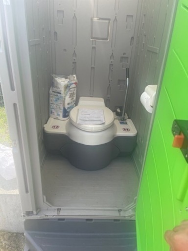 決まりました、仮設トイレ