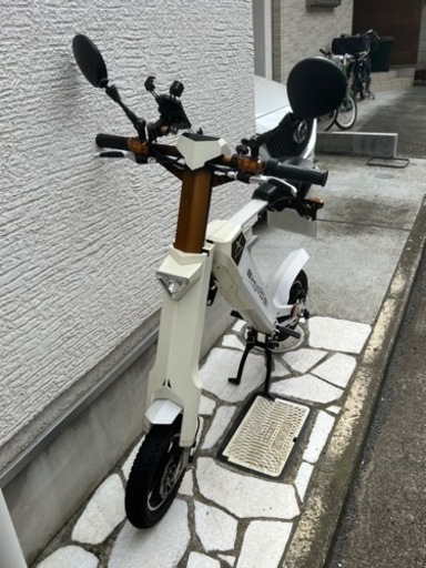 SHiNOBi (シノビ) 電動バイク 原付バイク 自動開閉機能 折りたたみ
