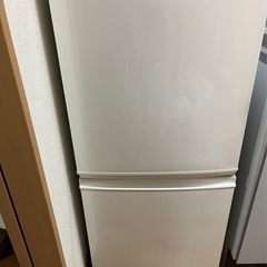 シャープ冷蔵庫・TV・ローテーブルまとめて(一人暮らし用)