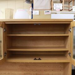 253)【美品】ニトリ キッチンボード 食器棚 KBドニントン120KBS LBR 天然木 オーク材 アンティーク調 2020年製 参考価格81,380円 NITORI