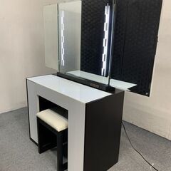 IDC大塚家具 カルラ 高級モダン ドレッサー LEDライト スツール 三面鏡 鏡台 スタイリッシュ 収納 松永公房 中古 店頭引取歓迎 R7207)