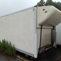 香取市】横扉付き 保冷コンテナ (No.B-66) 長さ約580cm(+70cm)
