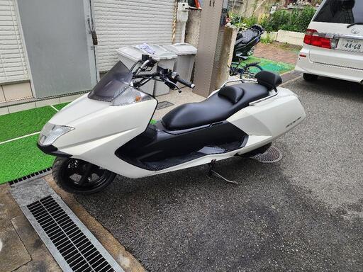 マグザム　走行16200キロ　250 配送可能　大阪から
