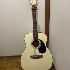 【お話中】白いフォークギター 経年品 used 練習用 almi...