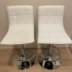 ニトリ　白　カウンターテーブル　カウンターチェア