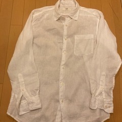 ユニクロ　メンズシャツ（白）