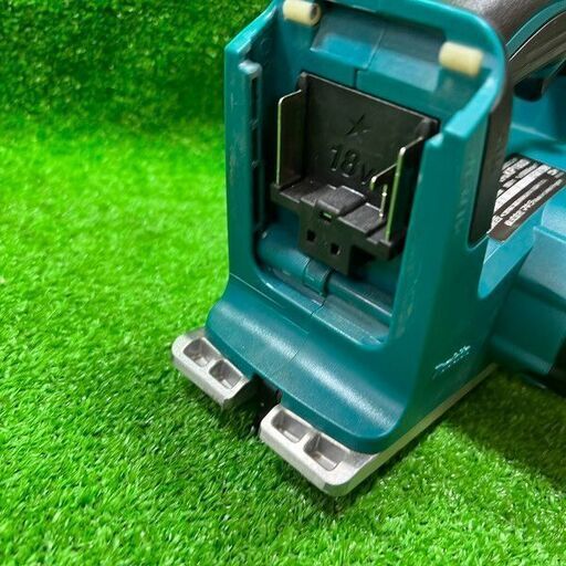 マキタ KP180DZ 充電式カンナ【市川行徳店】【店頭取引限定】【中古】管理番号：ITW28YWAKYWM マキタ KP180DZ 充電式カンナ【市川行徳店】【店頭取引限定】【中古