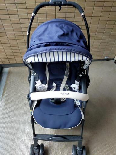 【美品】コンビ メチャカル オート4キャスト NB
