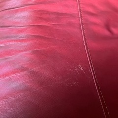市内配送無料！ 2人掛けレザーソファ エンジ色 ワイド 2.5人掛け