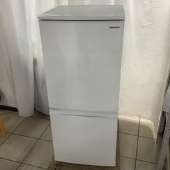 シャープ 冷蔵庫 SJ-D14E-W 2019年製(集荷12/13まで) シャープ 冷蔵庫 SJ-D14E-W 2019年製(集荷12/13まで) シャープ 冷蔵庫