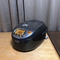 IH炊飯ジャー NP-VN10型 5.5合 炊飯容量1.0L 2...