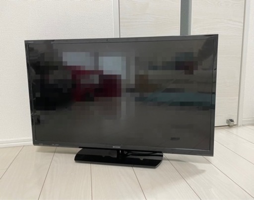 【値下げ‼︎】シャープ　32インチ　液晶カラーテレビ2020年製