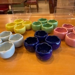 5色のカラフル小鉢　全部で61個！