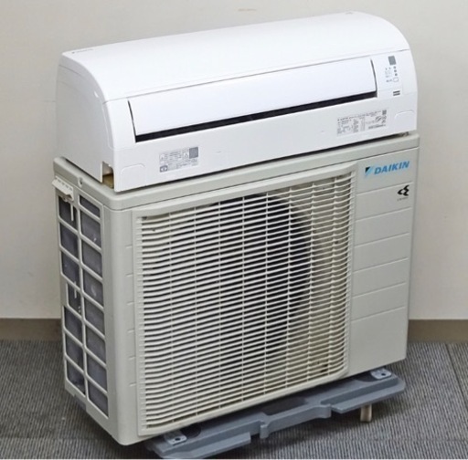 【取引完了】(13)DAIKIN 水内部クリーン ストリーマ空気清浄 オートスイング ルームエアコン おもに18畳用 単相200V 2020年製 中古品取付販売