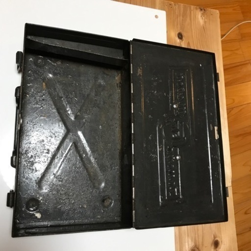 トヨタ アンティーク工具箱 鉄製