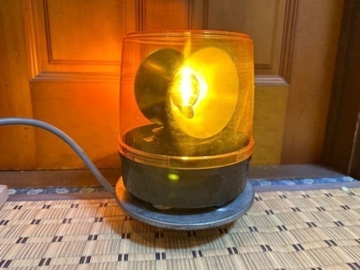 値下げ　パトランプ　黄色　回転灯　レア　パトライトKG-100-Y 楽天市場】パトライト大型回転灯KG-100 黄色 : LSWEBSHOP