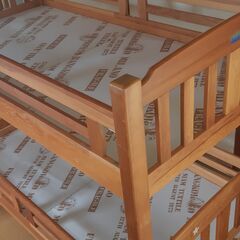 2段ベッド　木製（日本製）　別々にも使えます　取りに来られる方 2段ベッド 木製（日本製） 別々にも使えます 取りに来られる方