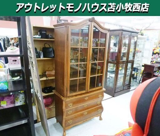 現状品 コレクションボード 幅89×奥行44×高さ187cm MADE IN ROMANIA 引出収納付き ブラウン系 飾り棚 収納家具 苫小牧西店