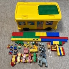 LEGO ブロックduplo バスの箱　人　電車　動物　など