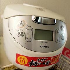 【ネット決済】6/9迄の値下げ価格！炊飯器トーシバTOSHIBA...
