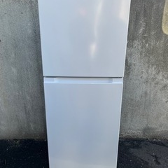 2021年製ヤマダ電機 236L 大容量 2ドア冷蔵庫 YRZ-F23H1