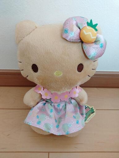 可愛く日焼け・ハローキティのハワイぬいぐるみ