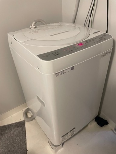 シンプルな洗濯機