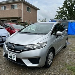 H25ホンダ フィット　74,311km  車検 6年／10月