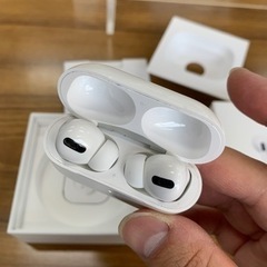 AirPods Pro 第一世代（キャンセル出たので早めに！）