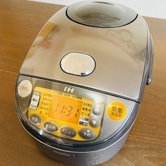 炊飯器 ZOJIRUSHI 象印 5.5合炊き