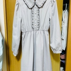 ドレス　400円／3枚