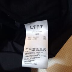 LYFT　ナイロンジャケット(Mサイズ)