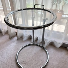 サイドテーブル　円型