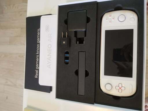 5825U]AYANEO AIR PRO (おまけあり)