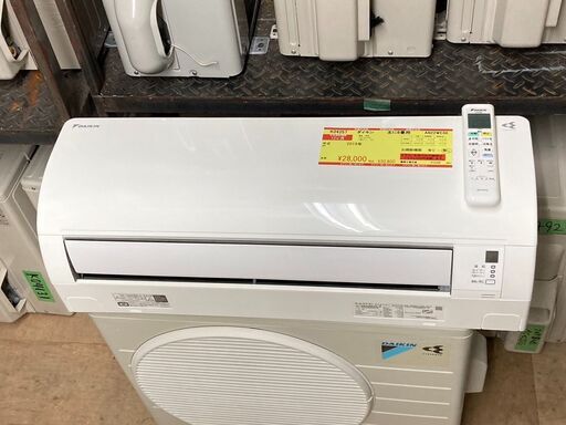 K04257　ダイキン　中古エアコン　主に6畳用　冷房能力　2.2KW ／ 暖房能力　2.2KW