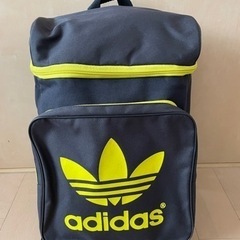 adidasリュック　