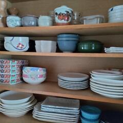 食器たくさん　大皿もあります！