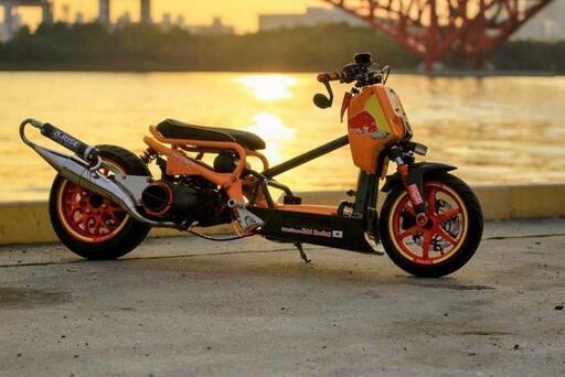 スクーピーズーマー フルカスタム グランドアクシスエンジン