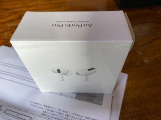 Apple AirPods Pro エアポッツプロ SoftBank 新品