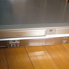 DVDビデオレコーダー　DMR-E250V (VHS,DVD-R...