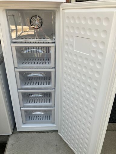 ①三ツ星貿易 冷凍庫 MA-6120FF-W 2021年製 家庭用冷凍庫 高年式